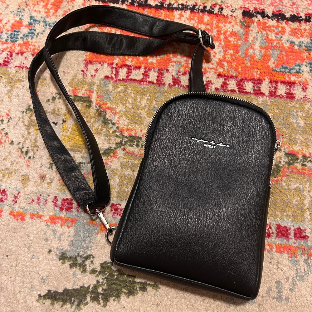 Amazon Anti Theft Black Leather Crossbody Sling Bag - Picture 2 of 15